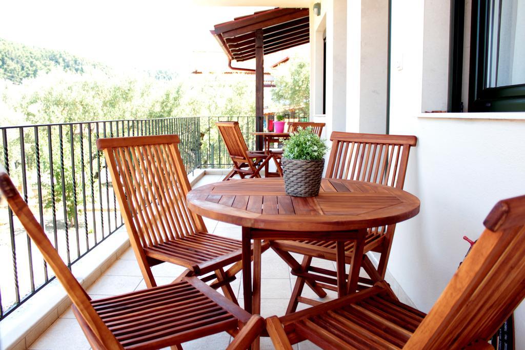 Olive Tree Apartments Fourka Kamer foto