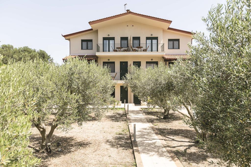 Olive Tree Apartments Fourka Buitenkant foto